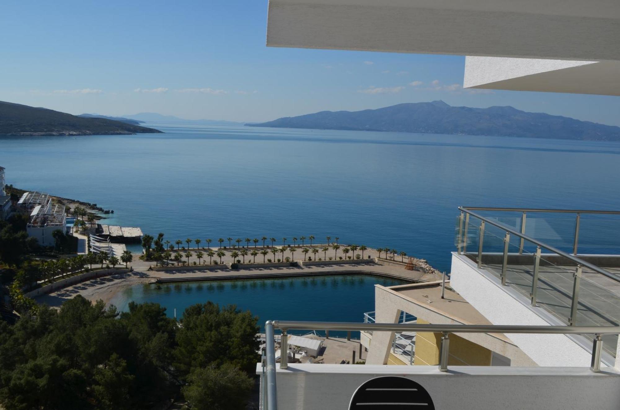 Brand New Apartments Sarandë Exterior foto
